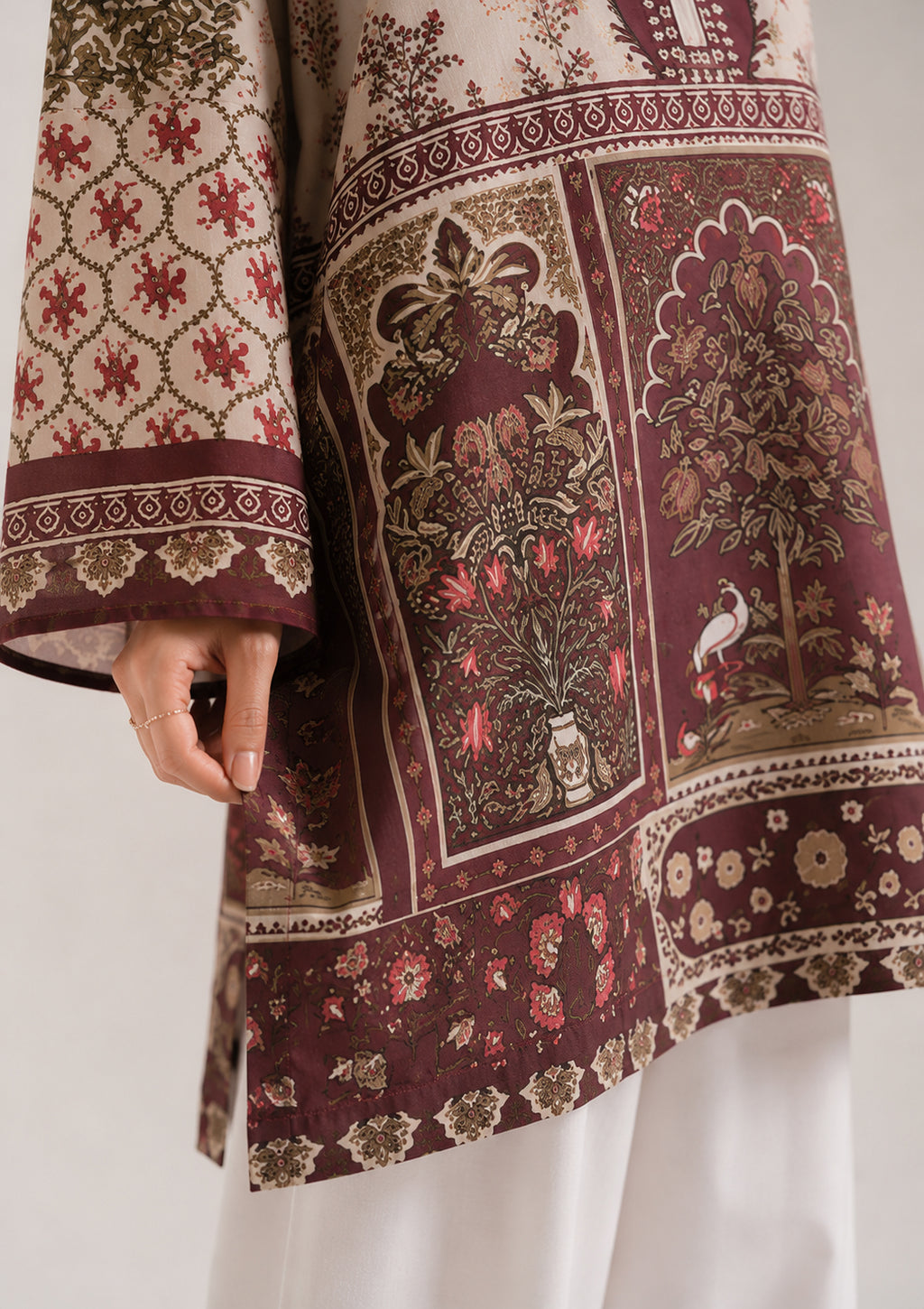 Saman: 2 Piece Printed Farshi Suit