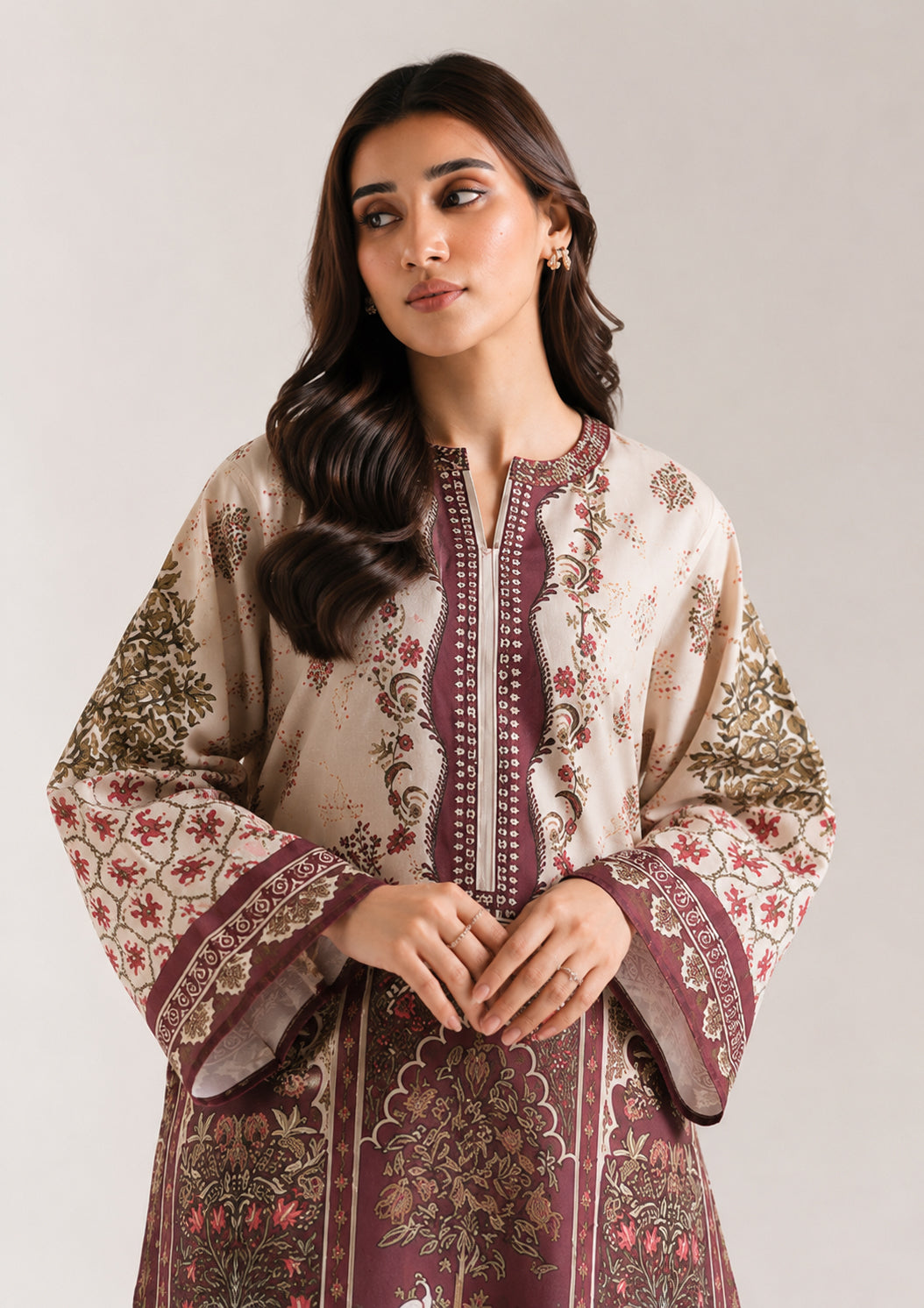 Saman: 2 Piece Printed Farshi Suit